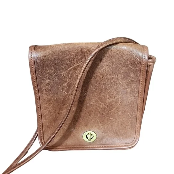 Vintage Coach Shoulder Bag - Picture 4 of 13